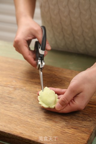 Steamed Dumplings with Leaves recipe