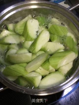 Loofah and Scallop Soup recipe