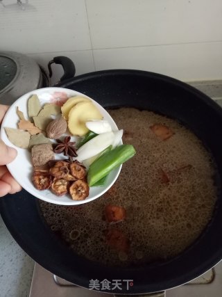 Braised Pork with Mushrooms recipe