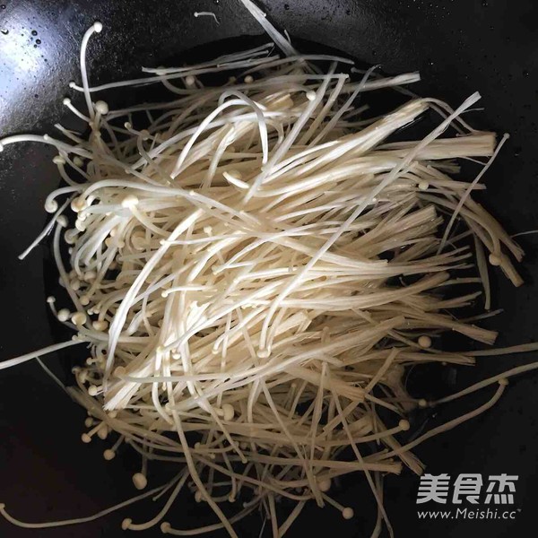 Enoki Mushroom with Scallion Oil recipe