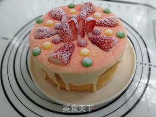 Strawberry Sea Salt Milk Cover Cake recipe