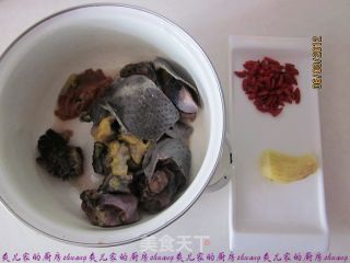 Chinese Wolfberry Black Chicken Soup recipe