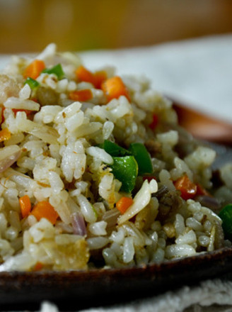 Fried Rice with Shrimp Skin, Three Vegetables and Ginger Wine recipe