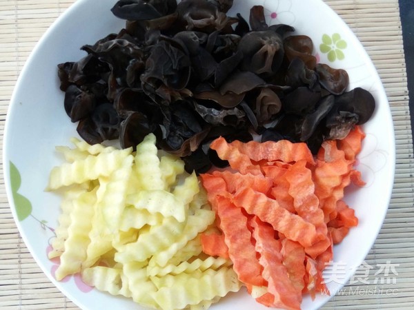 Lotus Root Sliced Fungus Cauliflower Mix recipe