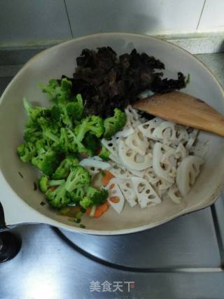 Fried Lotus Root with Broccoli recipe