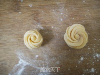 Rose Buns recipe