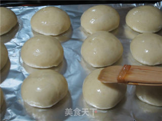 Barbecued Pork Meal Buns recipe