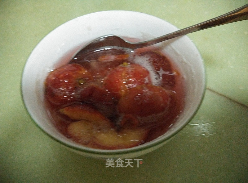 Holy Product for Appetizer and Digestion-stewed Red Fruit with Rock Sugar recipe