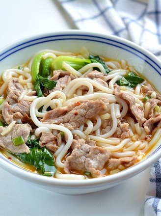 Poached Pork and Rice Noodles in Chicken Soup