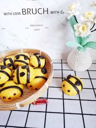 Milky Bee Steamed Buns recipe