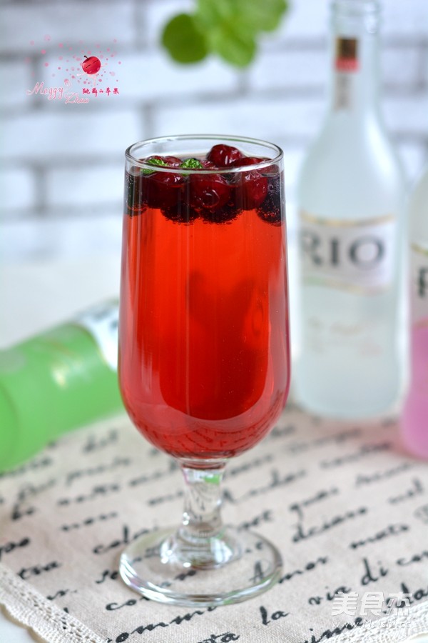 Passion Double Berry Cocktail recipe
