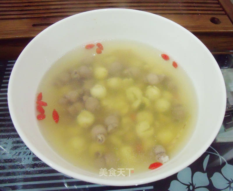 Small Intestine Lotus Seed Soup recipe