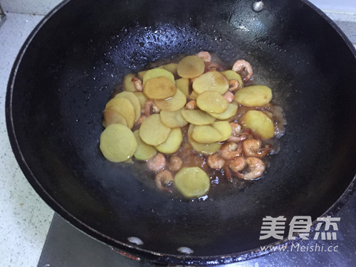 Potatoes Fall in Love with Kewei Shrimp recipe