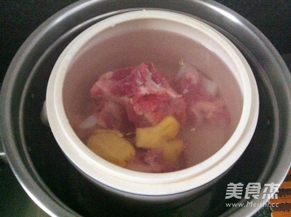 Stewed Pork Bone Soup recipe