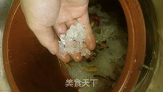Stewed Bird's Nest with Red Dates and Rock Sugar recipe