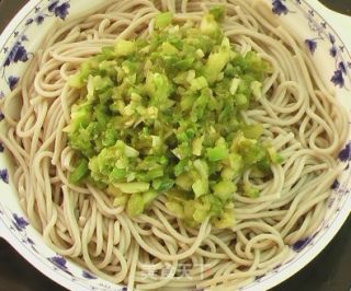 Tartary Buckwheat Noodles with Green Pepper and Oyster Sauce recipe