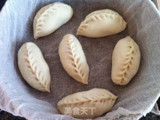 Kidney Bean Pork Buns recipe