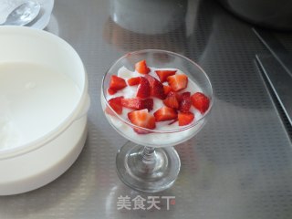 Strawberry Yogurt recipe