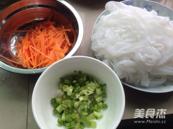 Fried Rice Noodles recipe