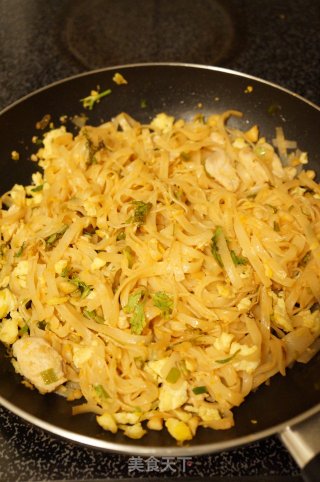 Thai Fried Rice Noodles recipe