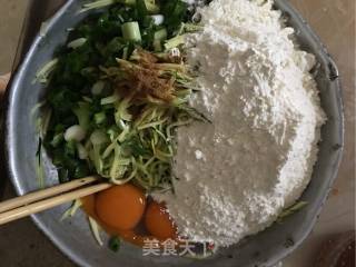 Pumpkin Fried Noodles recipe