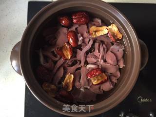 Longan Red Date Pig Heart Soup recipe