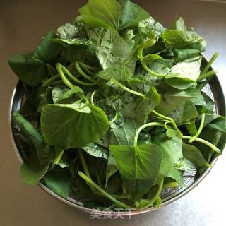 Garlic Sweet Potato Leaves recipe