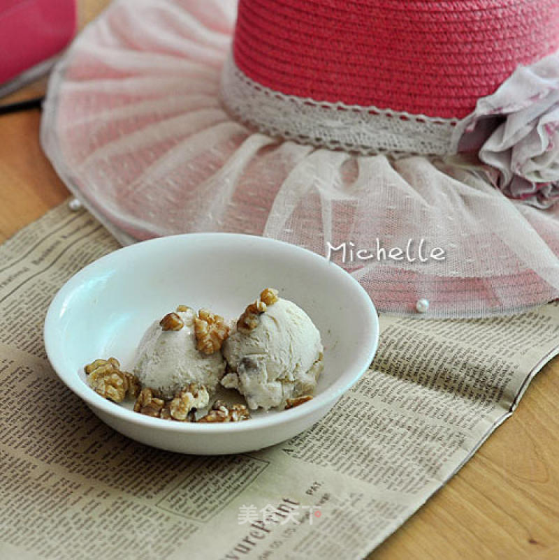 Vanilla Walnut Ice Cream recipe