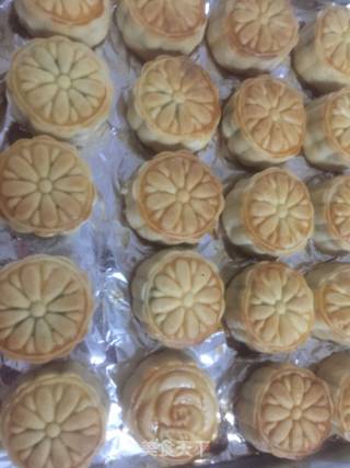 Red Bean Paste Mooncake recipe