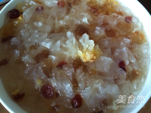 White Fungus and Peach Congee recipe
