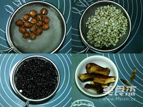 Coix Seed, Date and Rice Porridge recipe