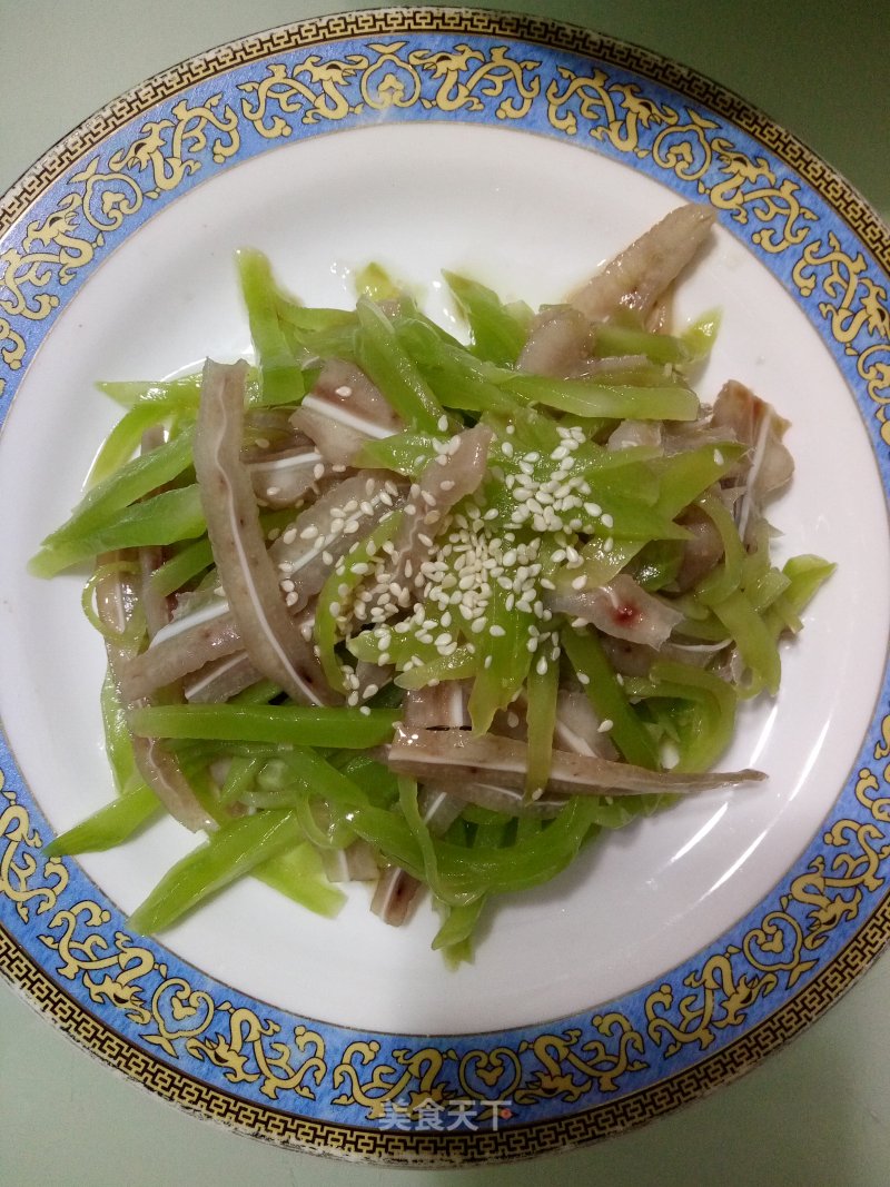 Nest Bamboo Shoots Mixed with Pig Ears recipe