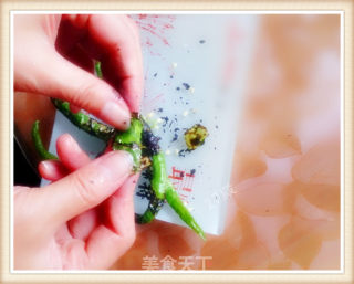 27's Cooking Diary-"preserved Eggs with Green Peppers" in Yibin recipe