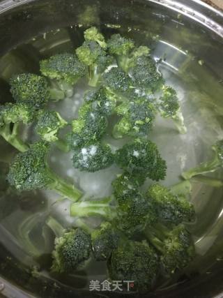 Garlic Broccoli (quick Vegetable) recipe