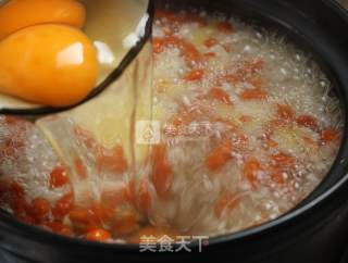 Sweet Soup for Beauty and Beauty-chinese Wolfberry Wine Stuffed with Water and Egg recipe