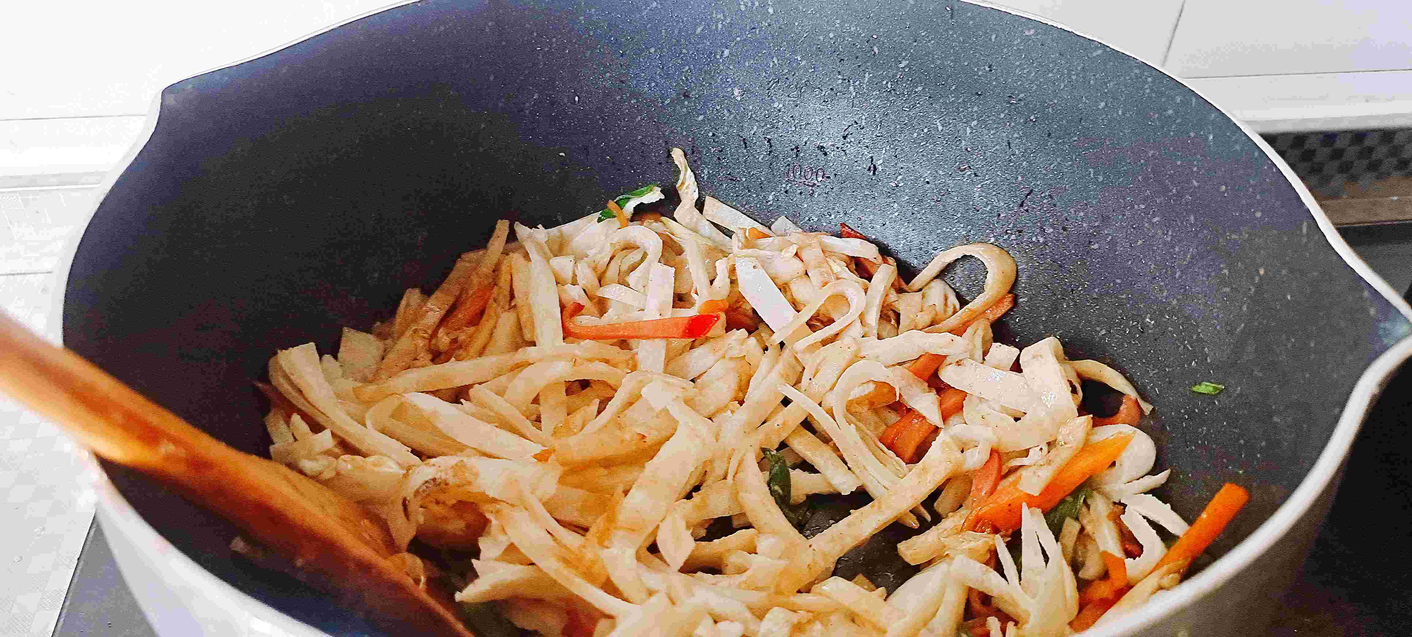 The Best Way to Eat Leftover Biscuits, A Quick and Easy Breakfast...home-made Stir-fry recipe