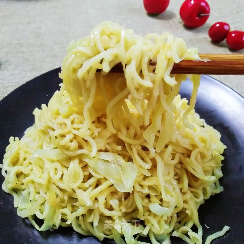 Fried Instant Noodles recipe