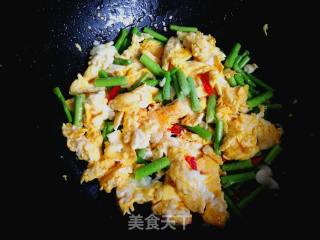 Scrambled Eggs with Asparagus recipe