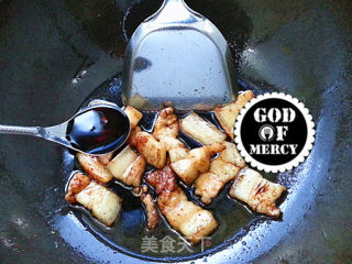 Braised Pork Belly with Radish recipe