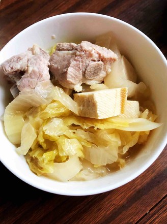 Stewed Pork Ribs with Sauerkraut. recipe