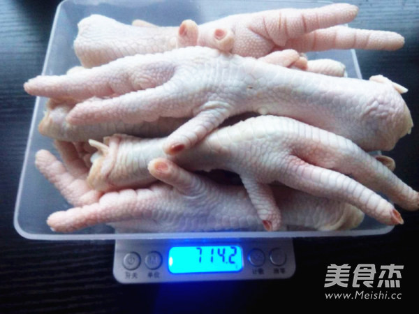 Home-autonomous and Delicious Pickled Chicken Feet recipe