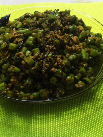 Green Beans with Minced Meat and Olive Vegetables recipe