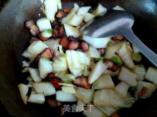 Stir-fried Bacon with Cabbage and Pepper recipe
