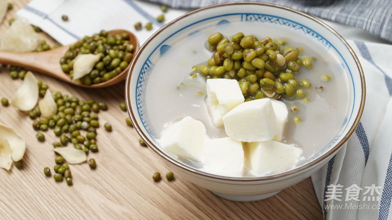 3 Ways to Mix and Match Mung Bean Soup with High Energy recipe