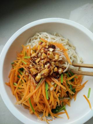 Enoki Mushrooms and Carrots recipe