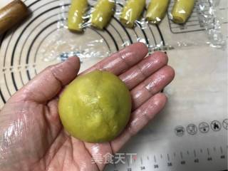 Enjoy Mid-autumn Festival and Reunion~【golden Egg Yolk Pastry】 recipe