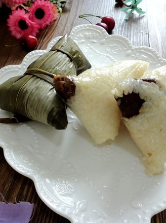 Glutinous Rice Dumplings with Red Dates and Candied Dates