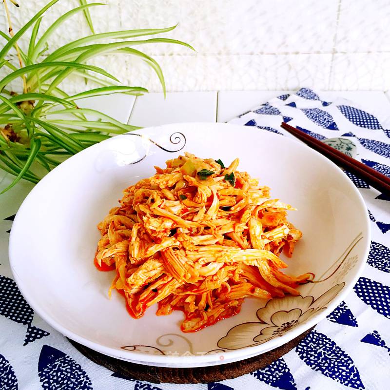 Stir-fried Chicken Shredded recipe