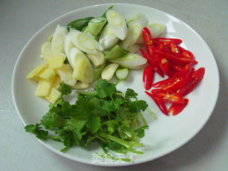 Stir-fried Lamb with Scallions recipe