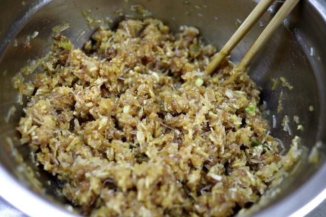 Lamb and Radish Vermicelli Dumplings recipe